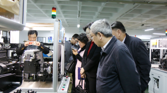 “中國內(nèi)燃機(jī)工業(yè)協(xié)會(huì)”成員來我公司參觀訪問