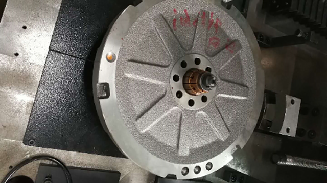 立式鉆孔全自動平衡機，在汽車零部件行業(yè)廣泛應用